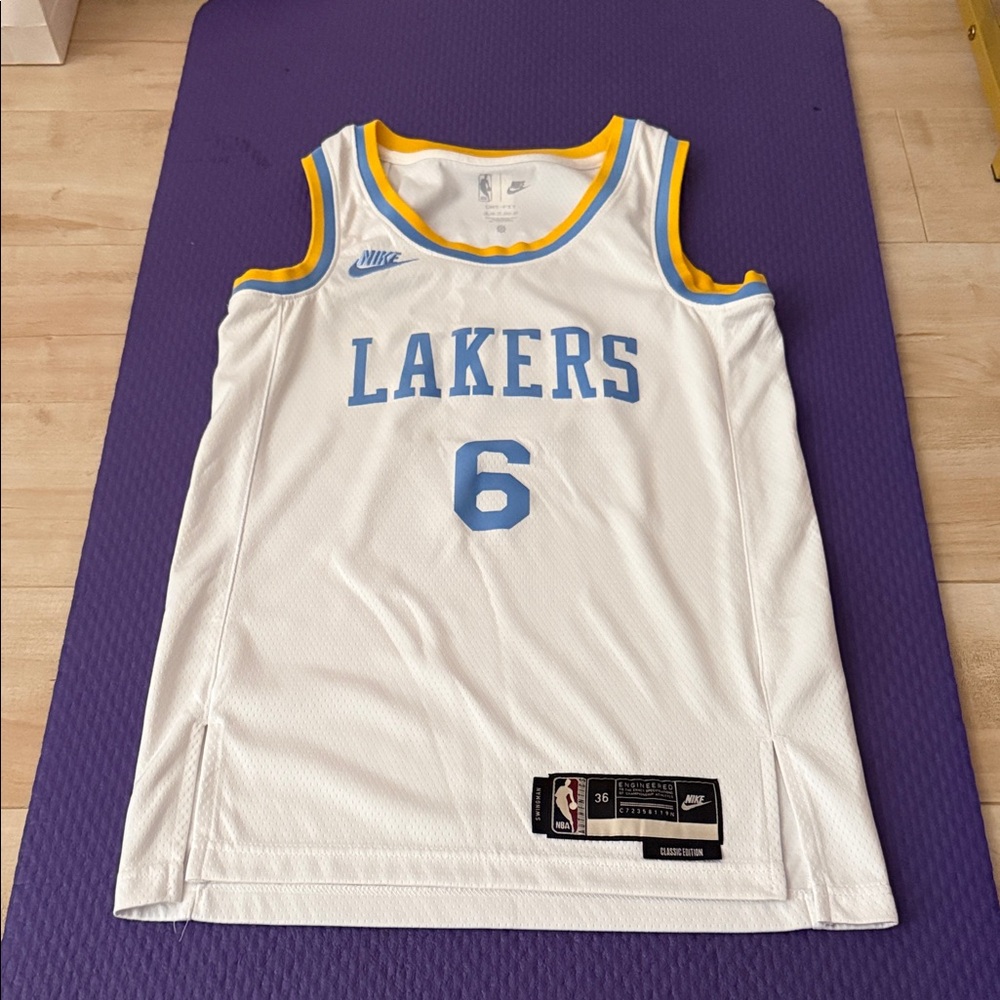 Lakers Jersey